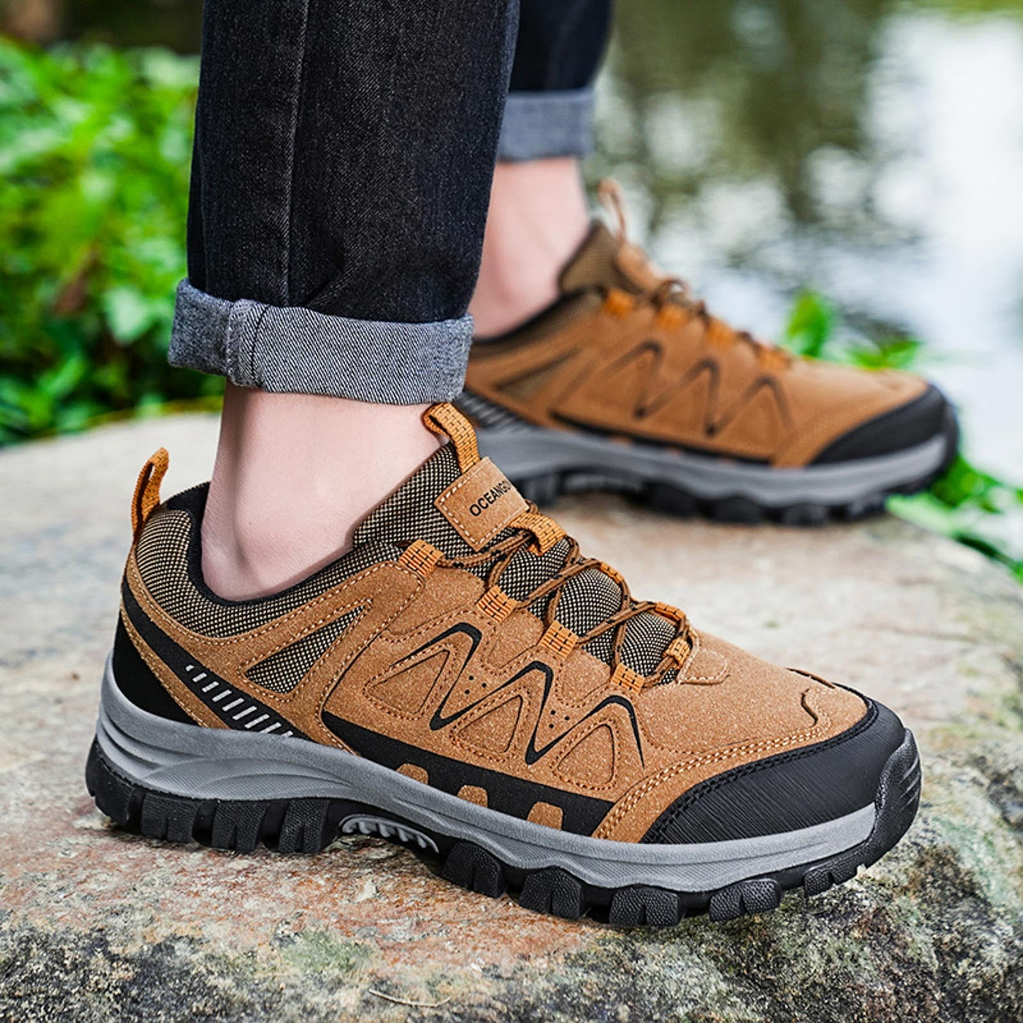 Men’s Athletic Work Shoes