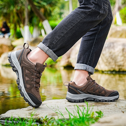 Men’s Athletic Work Shoes